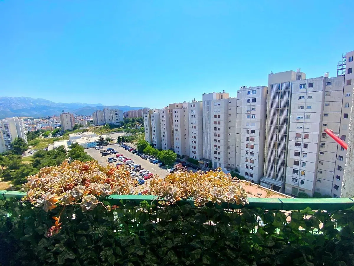 Apartment Ginna Split